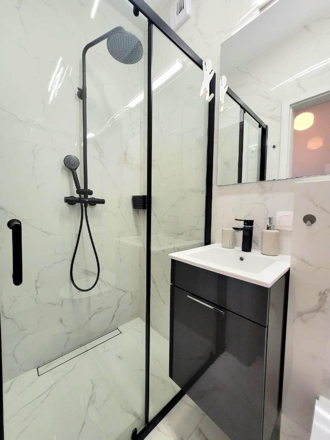 Apartment Sophie 3 Rooms, 2 Bathrooms, 8 Persons Krakov Exteriér fotografie